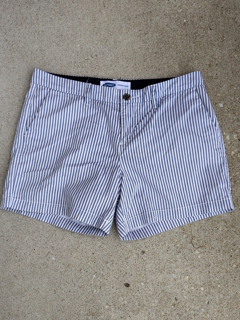 Old Navy 100% Cotton High Waisted Seersucker Pull Everyday Chino Shorts Size 6